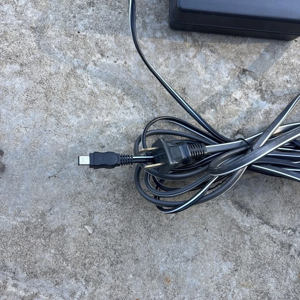 Genuine OEM Sony AC-L10A Power Adapter Hi8 HandyCam Camcorder AC-L10B AC-L10C